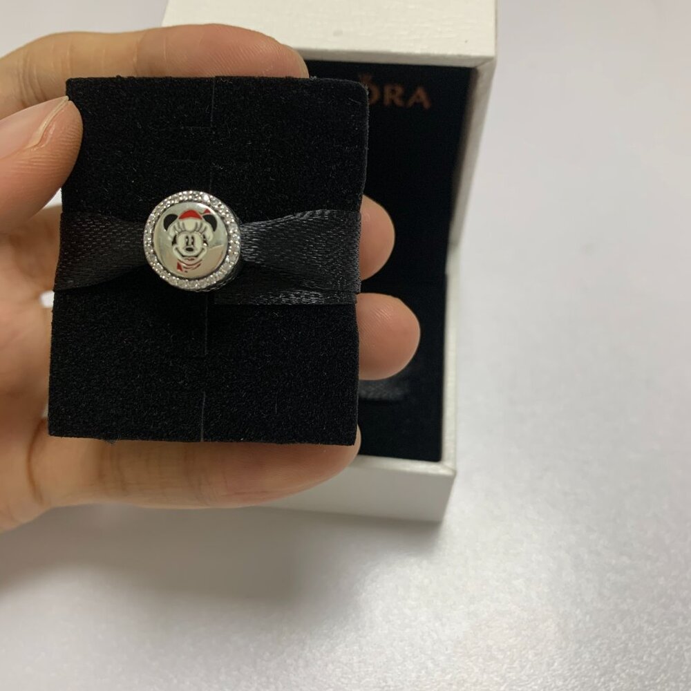 Disney Parks Pandora Holiday Christmas Happy Holly Days Mickey Charm